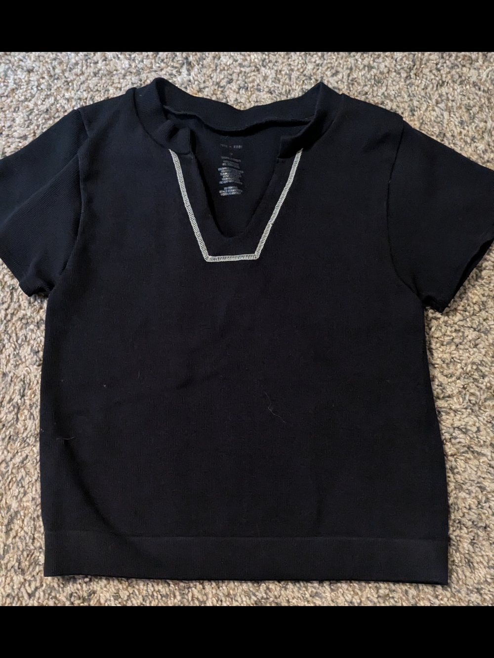Fitz and Eddi Black Short-Sleeve V-Neck Knit Top